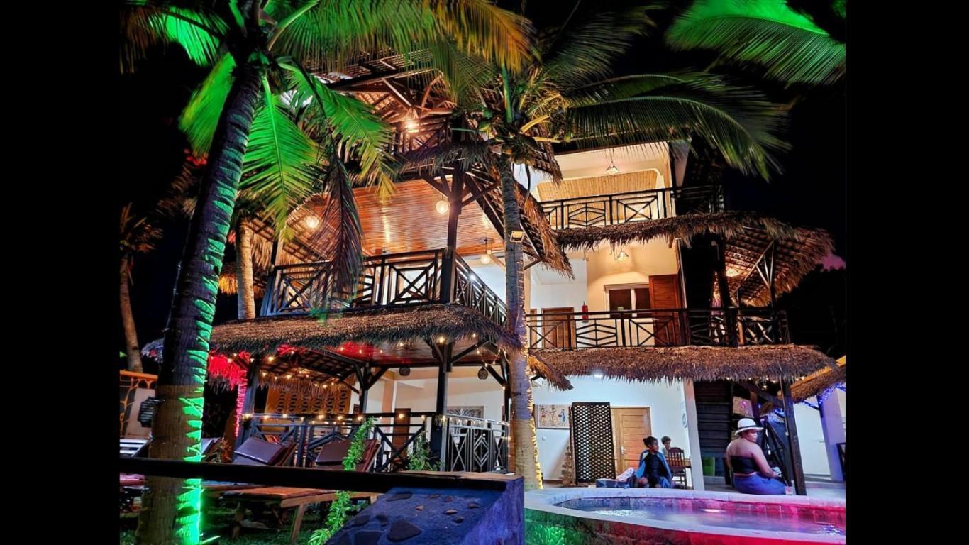 O Bleu Azur Hotel Ambaro Exterior photo